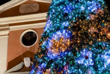 Un nuovo albero di Natale SCART a Pisa